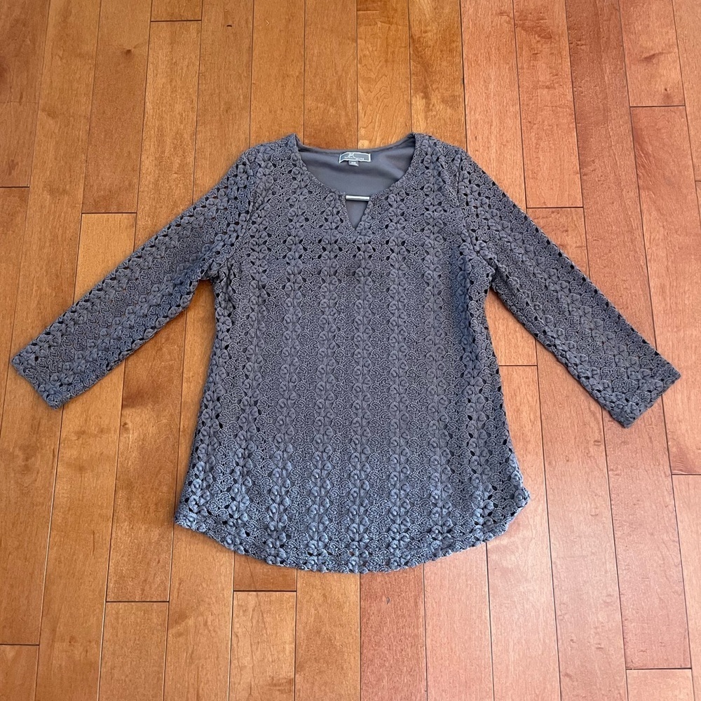 JM COLLECTION Petite medium Lace Blouse